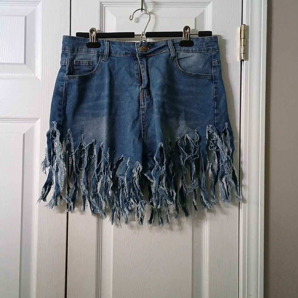 Shein denim jeans with ripped fringe 80's jeans Sz M NWOT